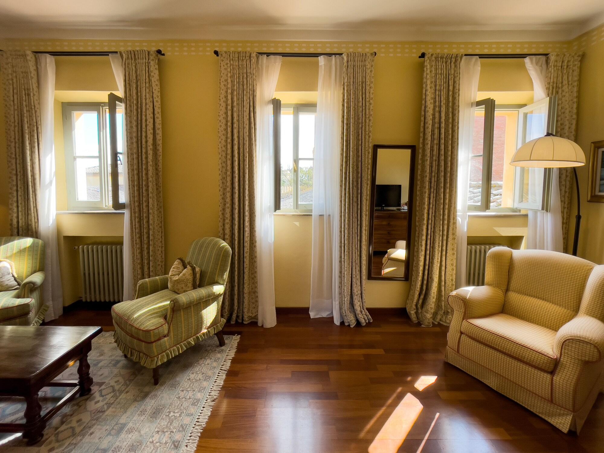 فندق سيينافي  فندق شيرتوزا دي ماجيانو المظهر الخارجي الصورة